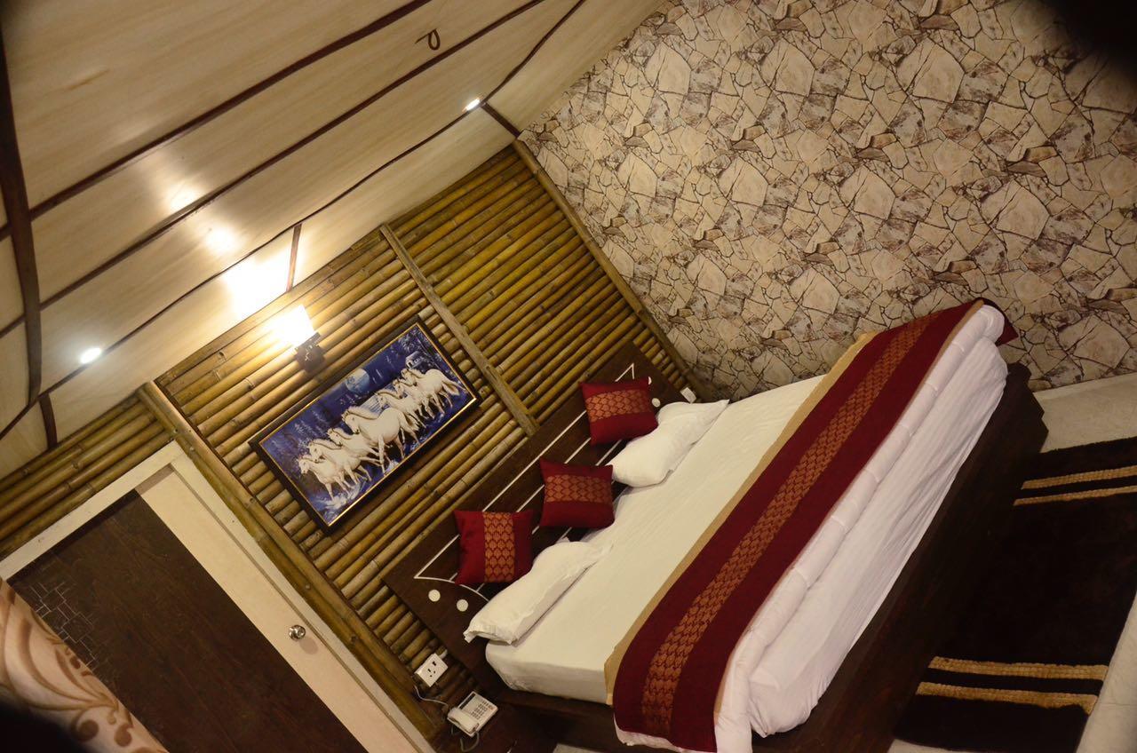 V Resorts Glamwoods Dhanulti Dhanaulti Extérieur photo